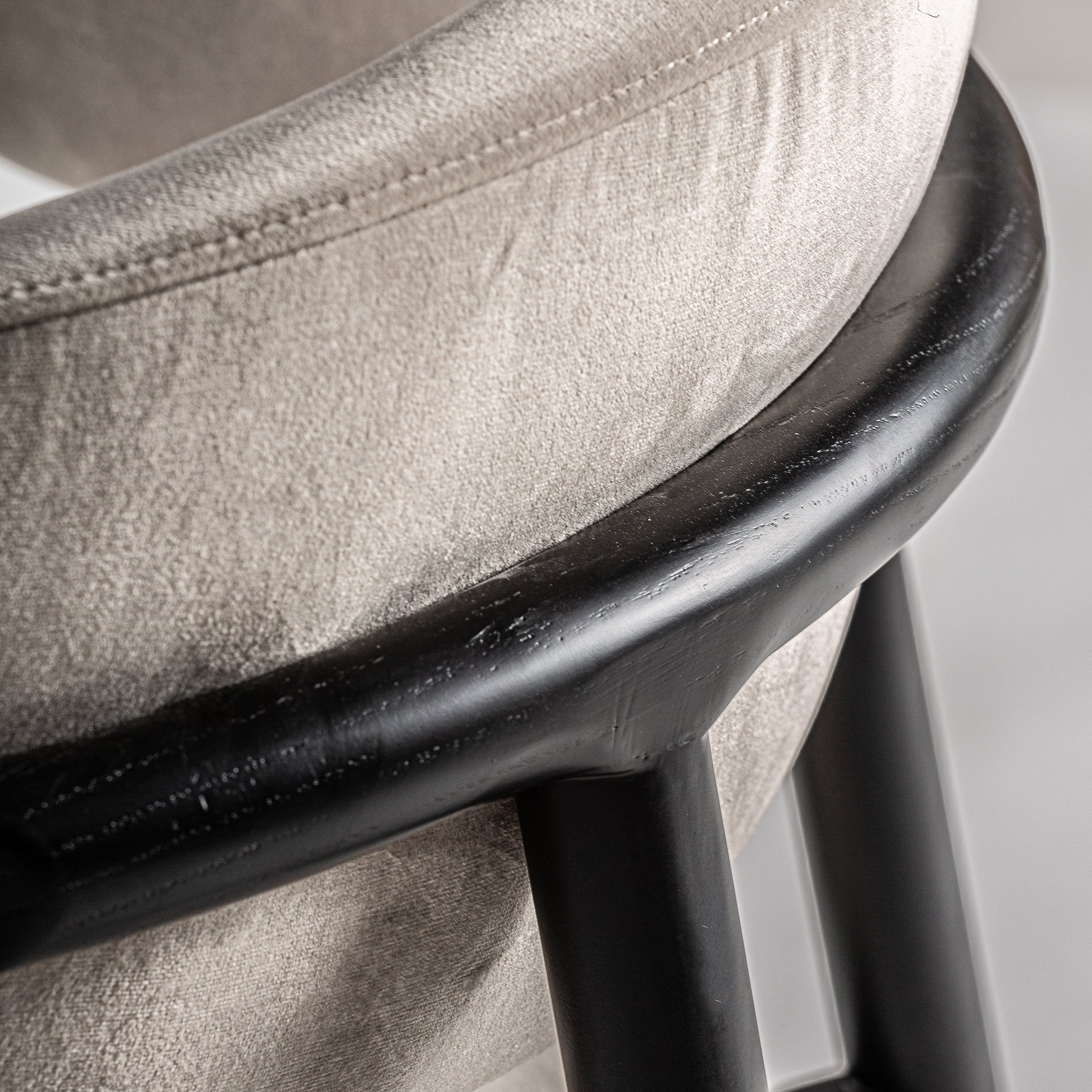 ZELL CHAIR